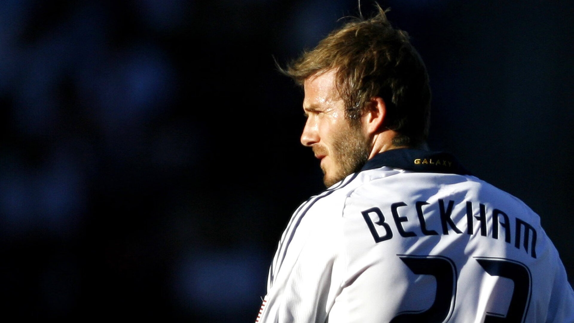 巴尔韦德主宰比赛走向，中国资本踏平曼联，足球新秩序的崛起