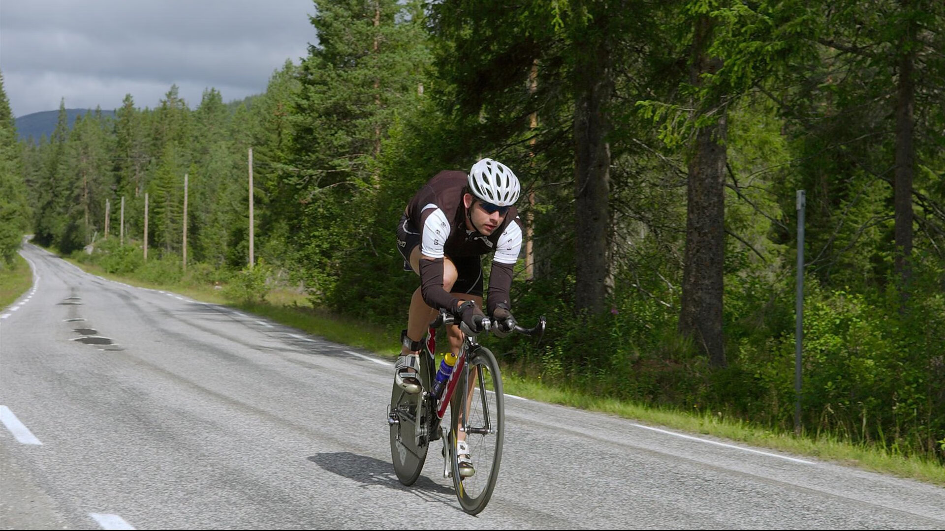 赛道与绿茵的奇点，内马尔在F1年度争冠之夜的制胜表现