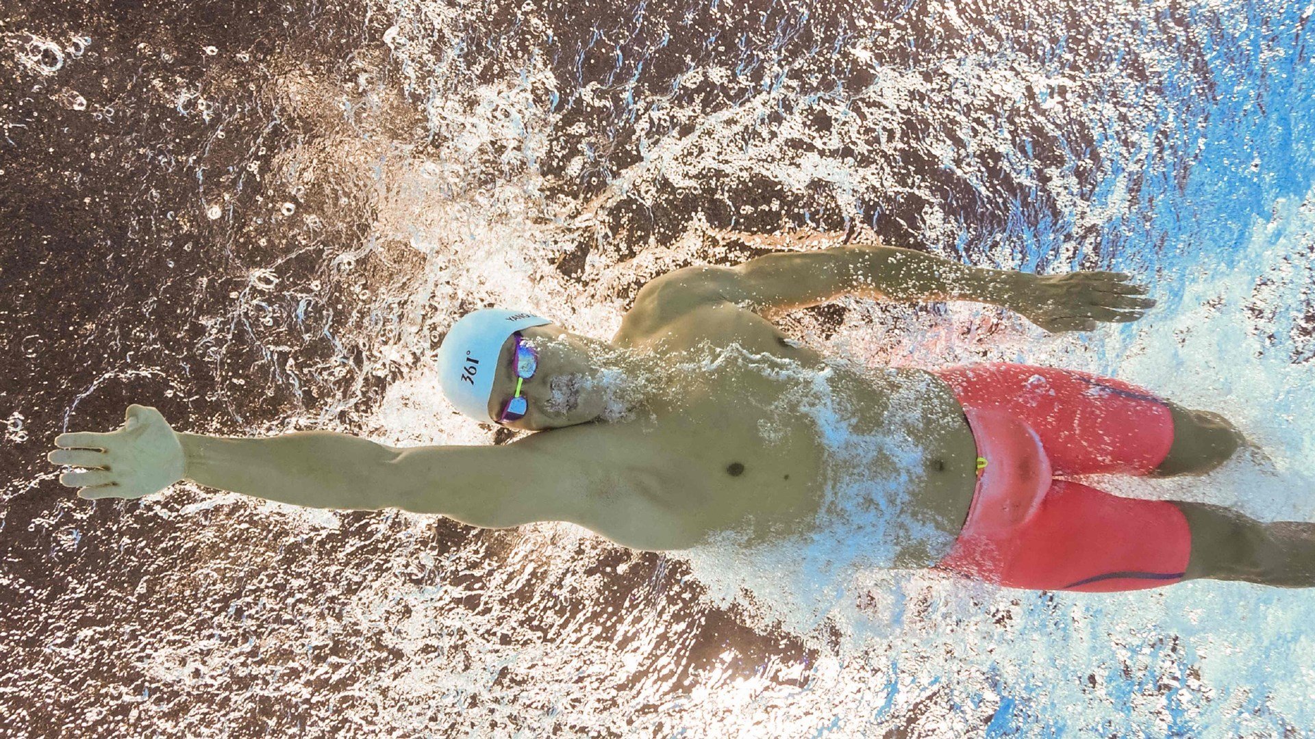 巴黎轻取瑞典，阿圭罗惊艳四座，一场定义时代的个人表演